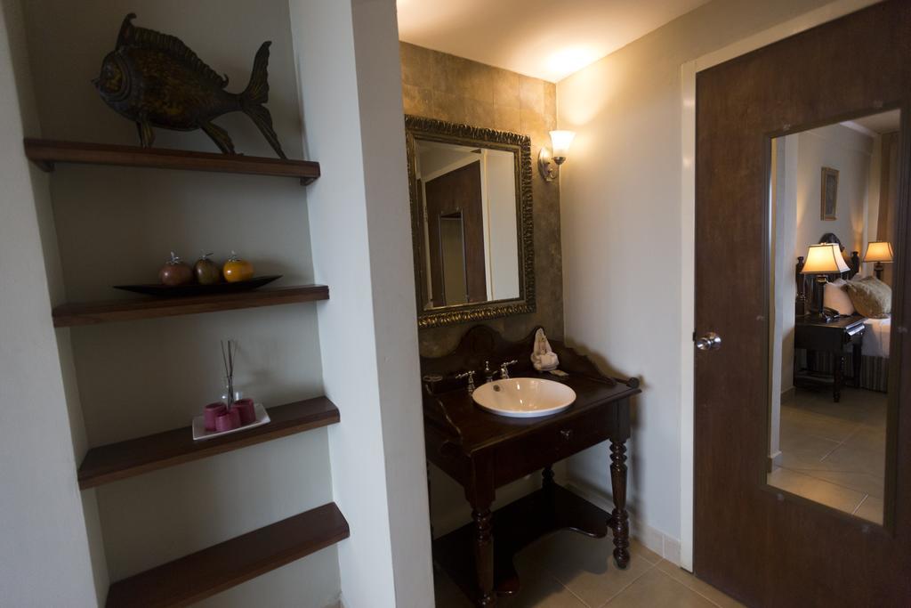 Altos De Fontana Hotel Managua Buitenkant foto